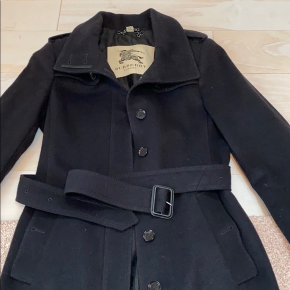 Burberry Cashmere/Wool blend Knee Length Trench. - Picture 3 of 12